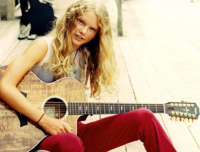 TAYLOR SWIFT joven